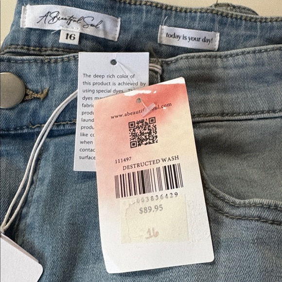 Arula A Beautiful Soul high waist Incrediflex patchwork wide leg boyfriend jean - Picture 7 of 15